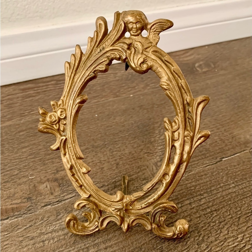 vintage victorian metal picture frame 4.5/6”